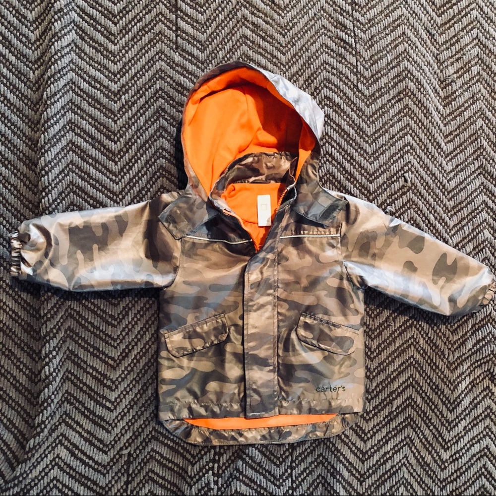 EUC Camo Raincoat/Windbreaker Jacket 2T